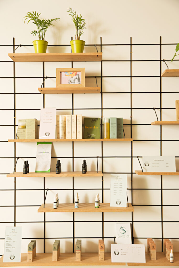 participez aux ateliers découverte cbd dans le 11e arrondissement et explorez les bienfaits du cannabidiol à travers des sessions interactives et informatives.